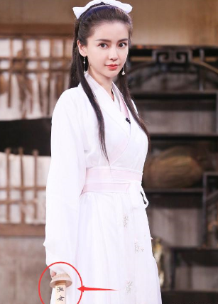 baby小龙女扮相被于正夸赞 跟老版本的李若彤有几分相似